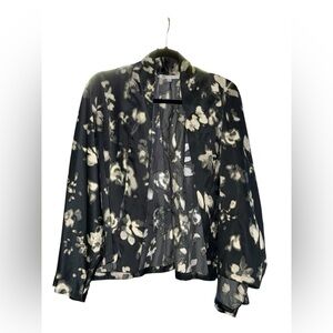 DR2 Floral Print Short Kimono